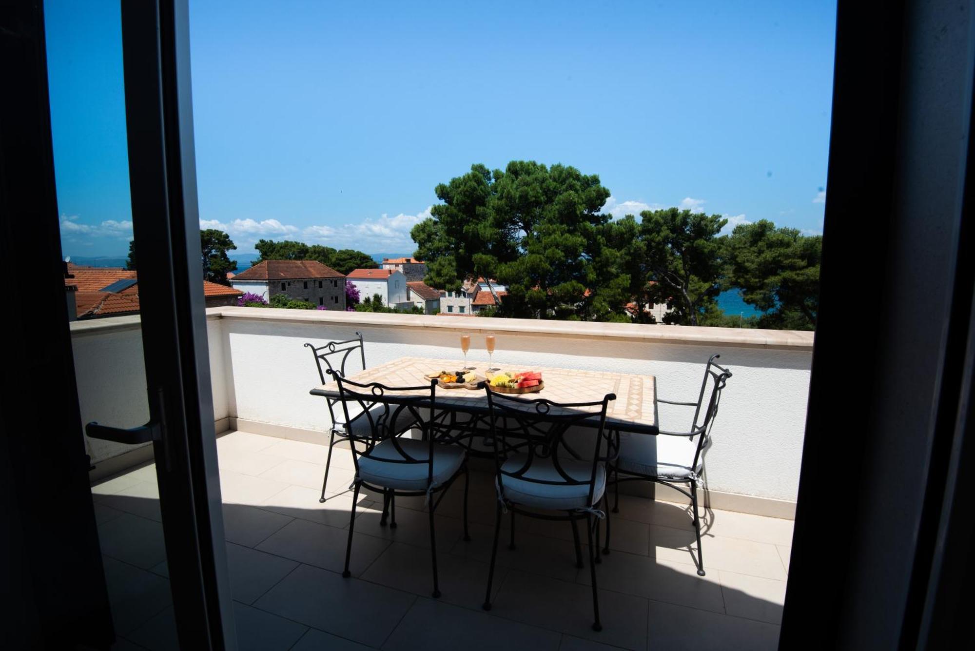 Milic - By The Sea Apartment Sutivan