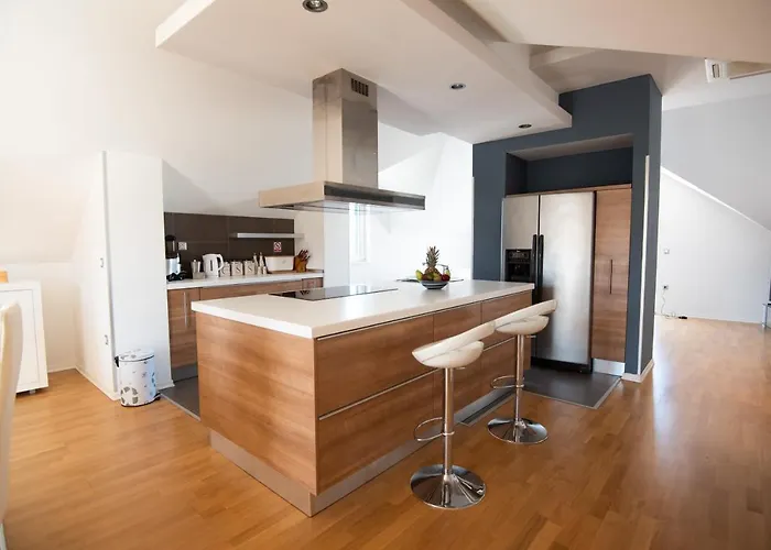 Milic Apartments - By The Sea