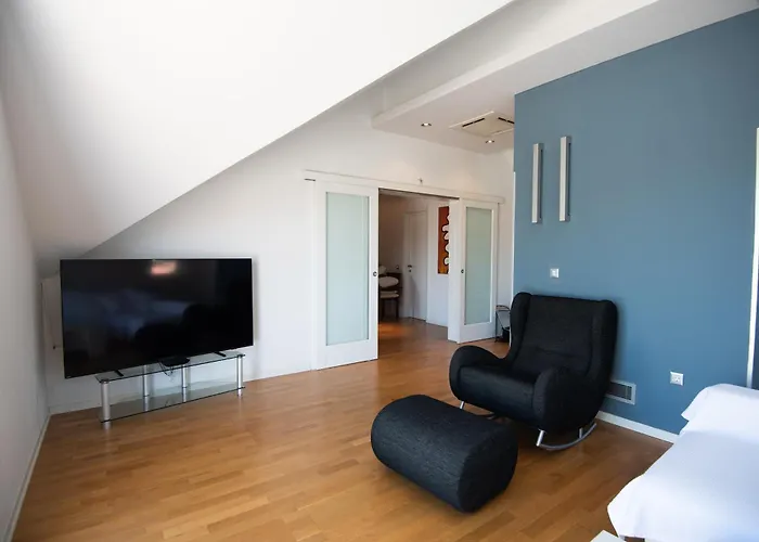 Milic Apartments - By The Sea