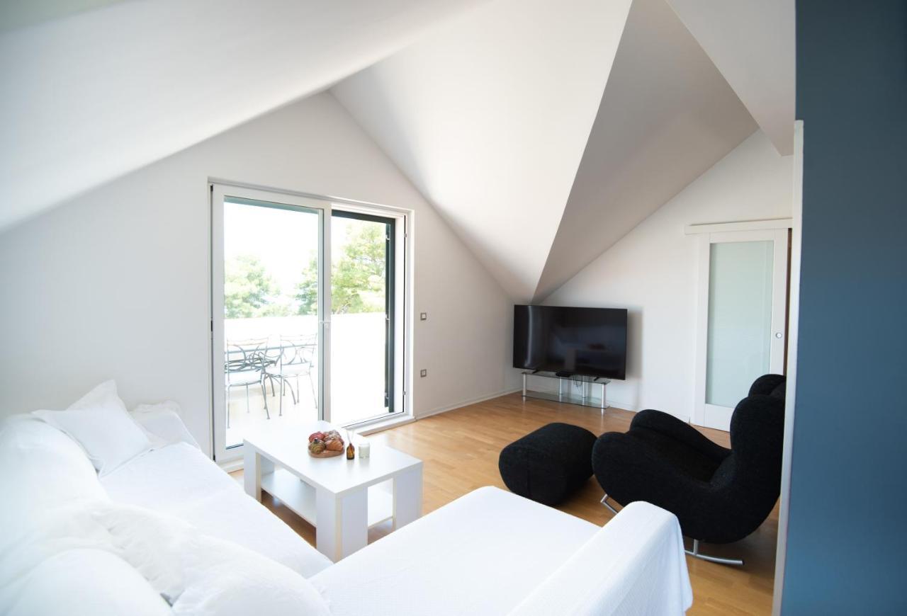 Apartment Milic - By The Sea *